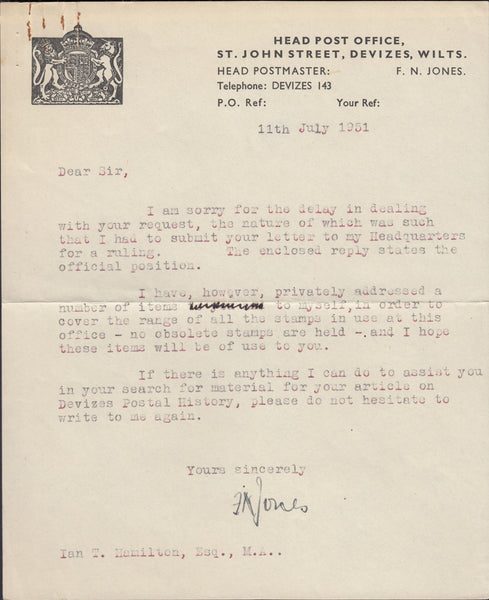 132461 COLLECTION OF 1951 INSTRUCTIONAL HAND STAMPS ON COVER FROM DEVIZES, WILTSHIRE WITH EXPLANATORY NOTES/LETTERS FROM THE POSTMASTER.